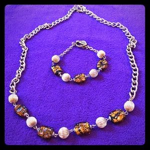 Necklace and bracelet set   NWOT